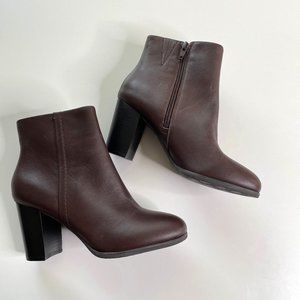 Vionic Kennedy Ankle Leather Classic Zip Bootie